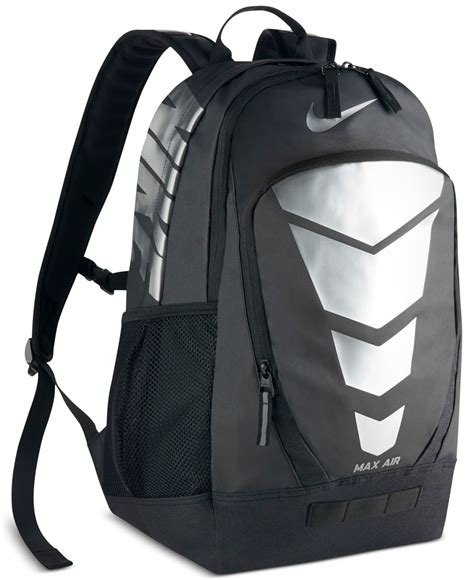 nike backpacks for men large.